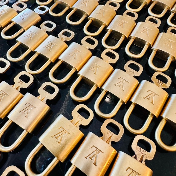 Louis Vuitton Brass Lock & Key Set - Picture 2 of 6